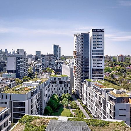 Meriton Suites Zetland Сидней Экстерьер фото Green Square, 2015