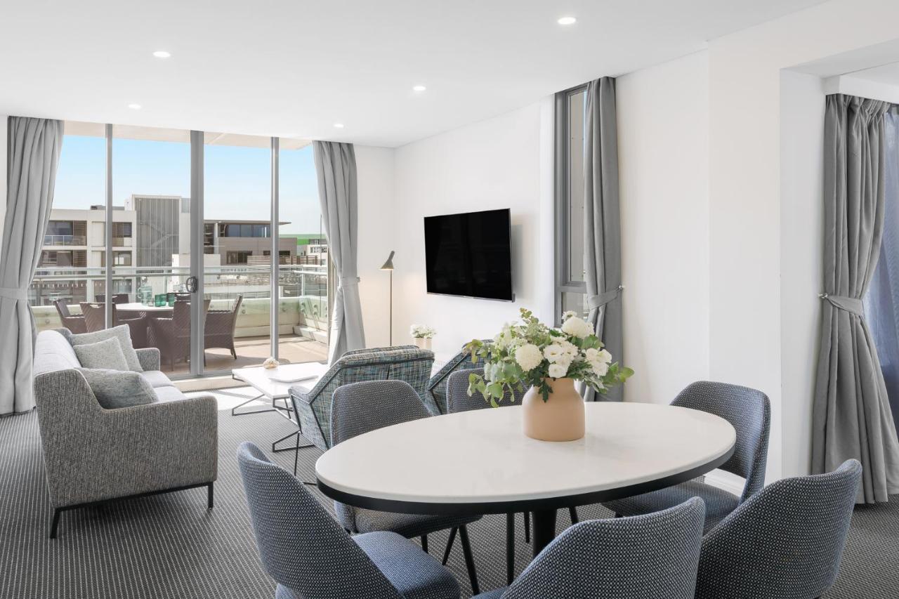 Meriton Suites Zetland Сидней Экстерьер фото The interior of a typical apartment
